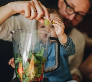 Dziecko w kuchni – nauka, pomoc i zabawa