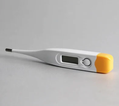 Jak zbić gorączkę u niemowlaka? Kiedy jest ona niebezpieczna?