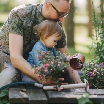 Poznaj 5 kreatywnych wiosennych zabaw dla dzieci