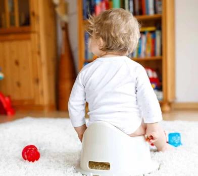 Zatwardzenie u dziecka – co robić, gdy zrobienie kupy staje się problemem?