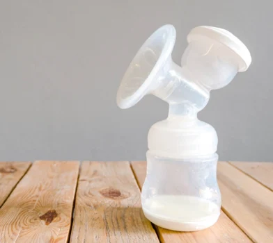 Odciąganie pokarmu – w jaki sposób i jak często to robić?