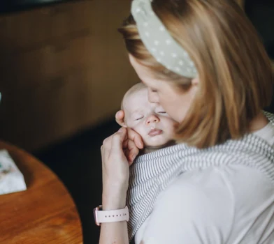 Zalety chustonoszenia