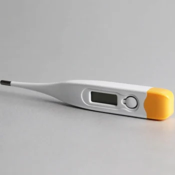 Jak zbić gorączkę u niemowlaka? Kiedy jest ona niebezpieczna?