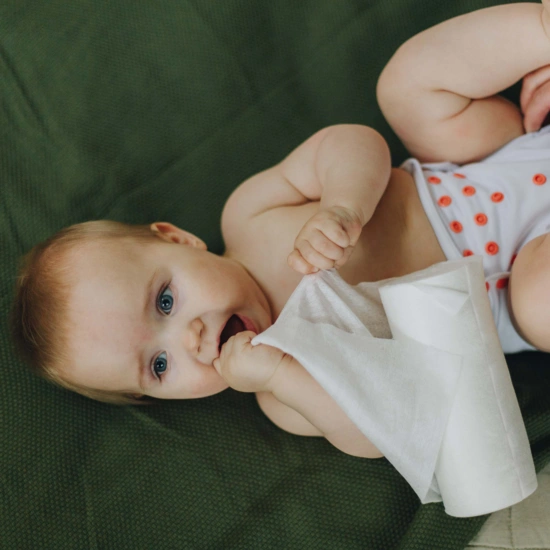 Einwegeinlagen aus Bambusvlies für wiederverwendbare Windeln - Rolle mit 100 Stück. - 18x30cm